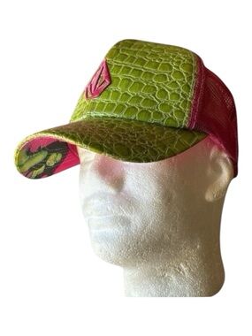 Todd Bratrud RARE Volcom Ball Cap Green Lizard Embossed Pink Mesh